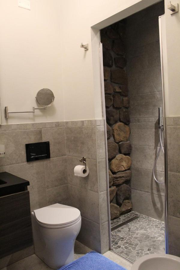 Villa Martina Luxury Rooms Desenzano del Garda Exterior foto