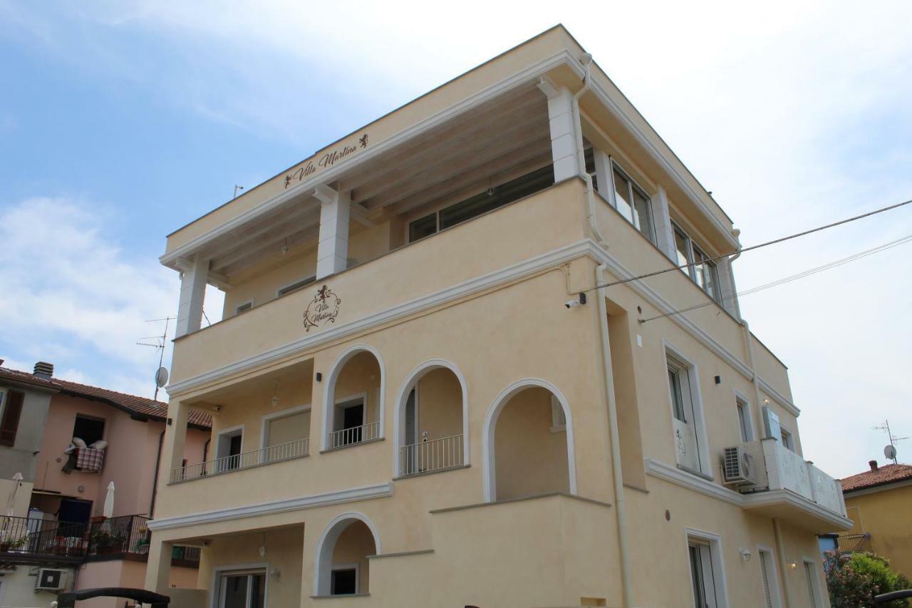 Villa Martina Luxury Rooms Desenzano del Garda Exterior foto